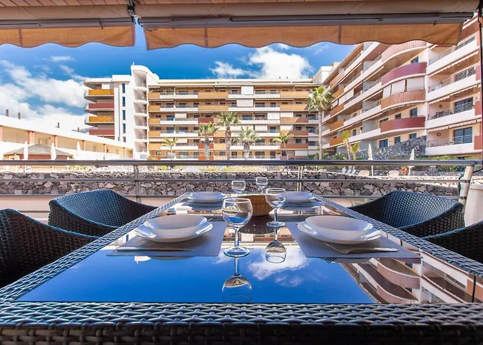 Balcon De Gigantes 2a016 * Puerto de Santiago (Tenerife)